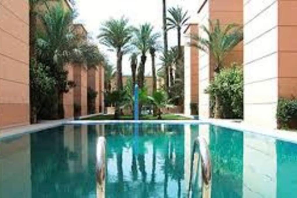Super Riad Avec Piscine Interieure มาร์ราเกช ภายนอก รูปภาพ
